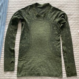 Lululemon Swiftly Tech Long Sleeve 1.0